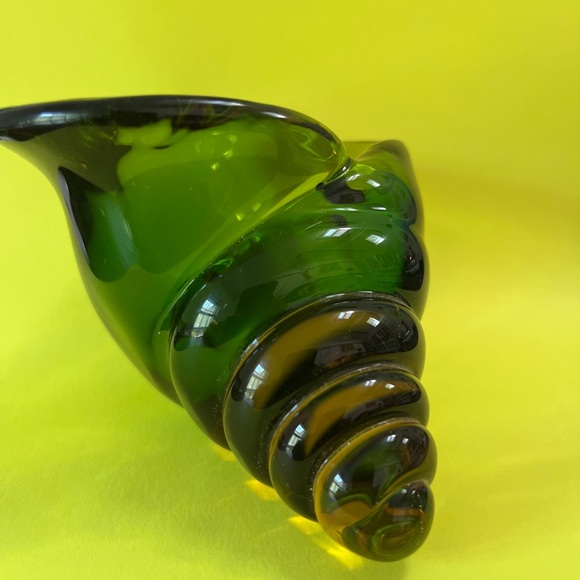MURANO VINTAGE HAND BLOWN GLASS CONCH SHELL TRINKET DISH, green into amber, - Picture 3 of 7